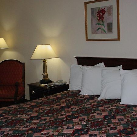 Rodeway Inn Montgomery Quarto foto